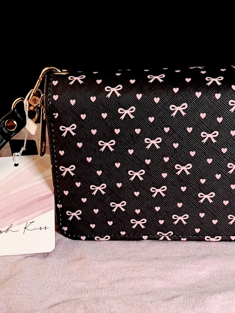 Black and Pink Bow & Heart Print Wristlet Wallet. (NWT) - Picture 11 of 15